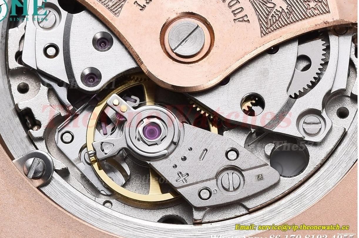 Offshore Stk SS Green Royal MY8215 GDF RU Oak 42mm 15710 Diver 0126